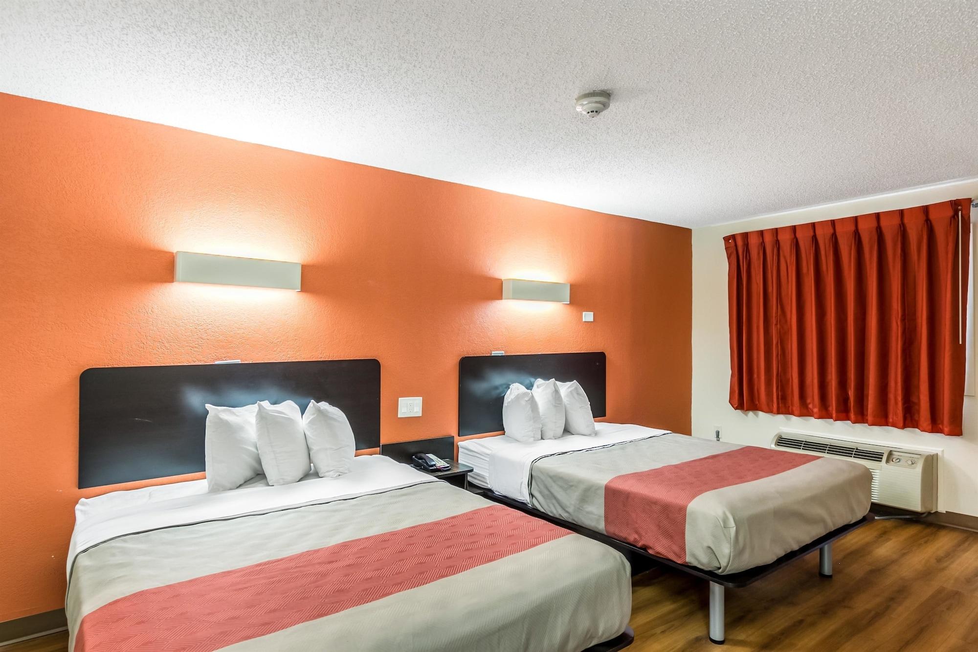 Motel 6 นิวบรันสวิก ภายนอก รูปภาพ